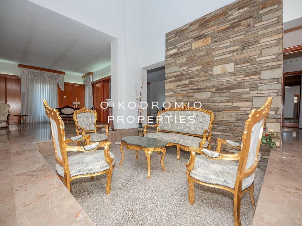 Εσωτερικοι χώροι