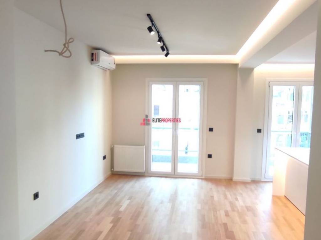 ΣΑΛΟΚΟΥΖΙΝΑ