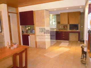 DINING AREA - KITCHEN