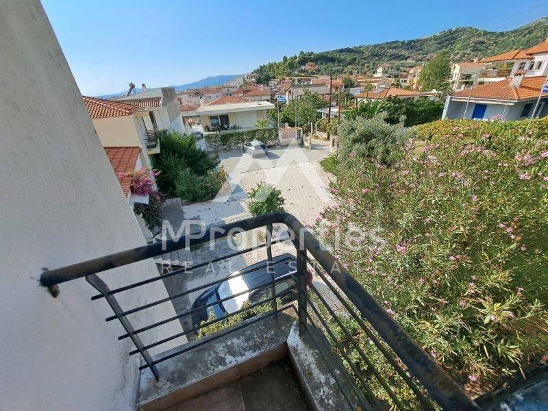 Θέα από μπαλκόνι