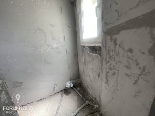 Forumland Real Estate, Μπάνιο