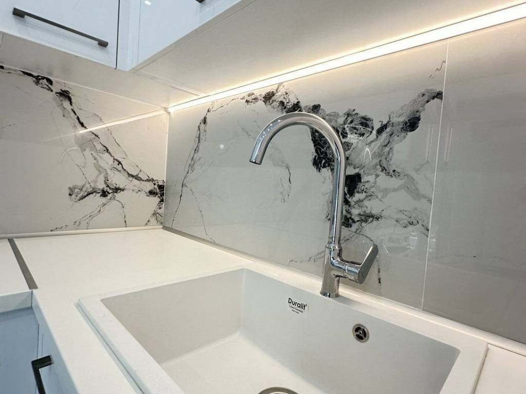 Forumland Real Estate, Σαλοκουζίνα