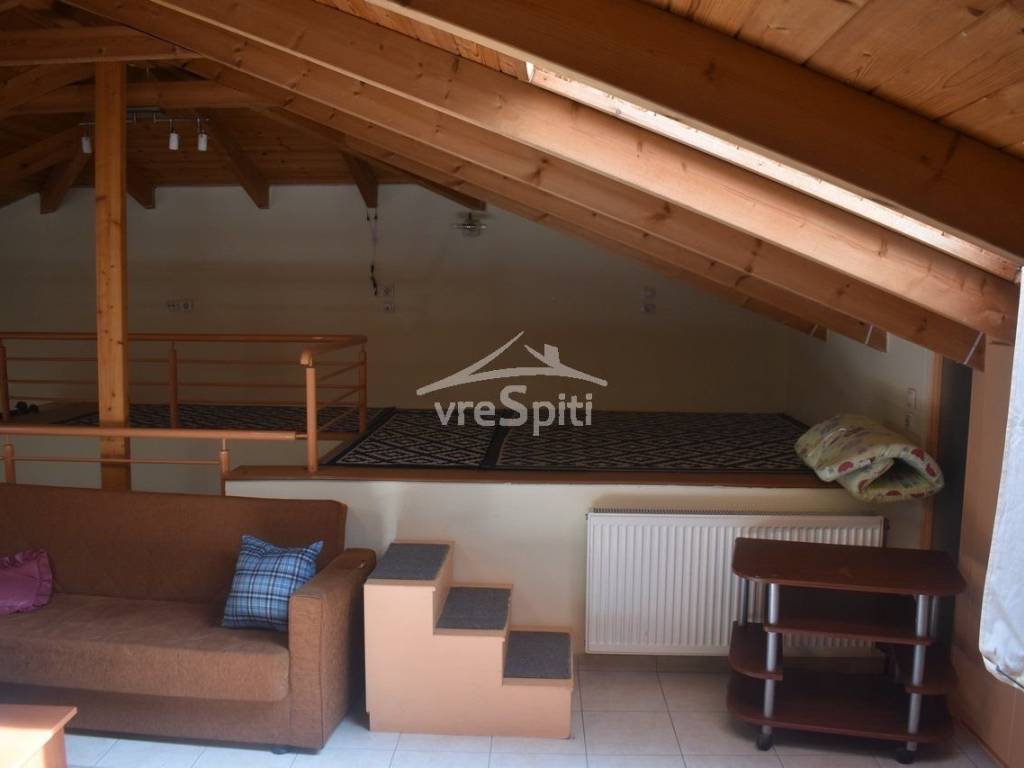 ΕΝΙΑΙΟΣ ΧΩΡΟΣ ΟΙΚΙΑΣ