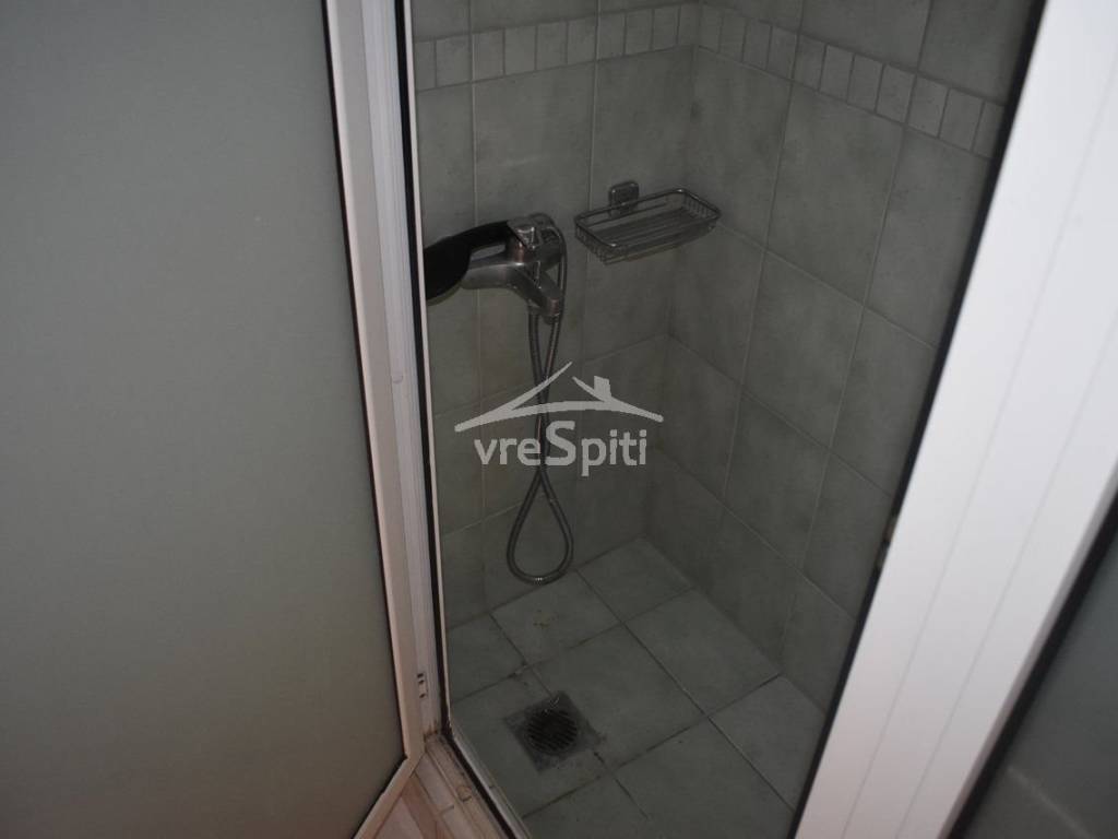 ΚΑΜΠΙΝΑ ΛΟΥΤΡΟΥ