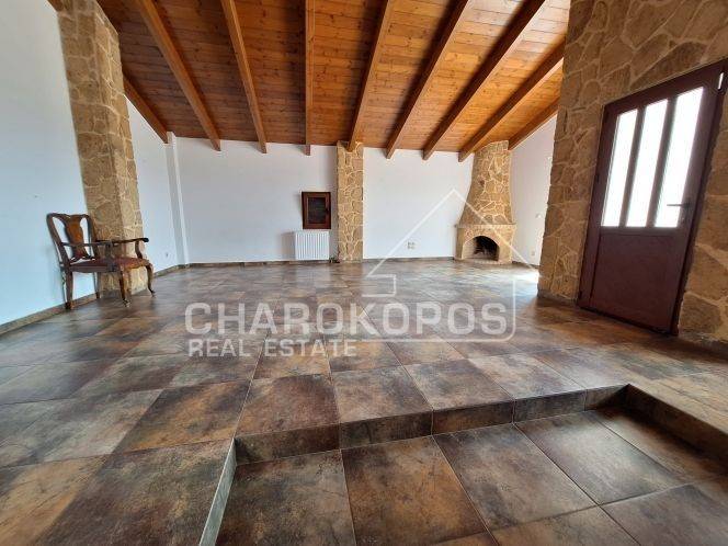 Σοφίτα - ανεξάρτητο studio με μπάνιο