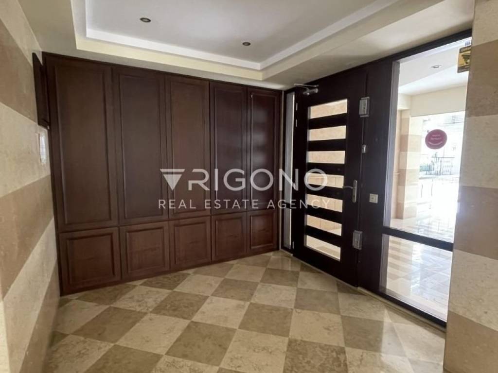 Είσοδος οικοδομής