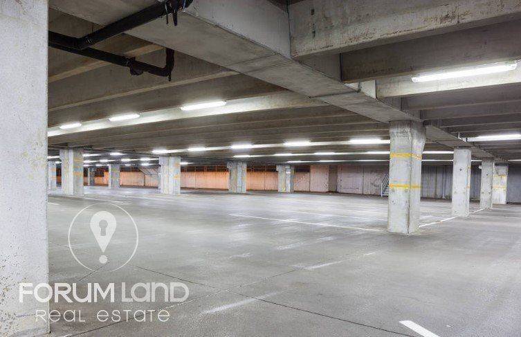 Πολυώροφος σταθμός αυτοκινήτων