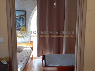 υπνοδωμάτιο με 2 μονά κρεβάτια