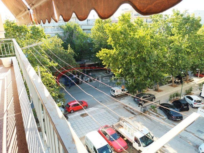 Θέα από μπαλκόνι