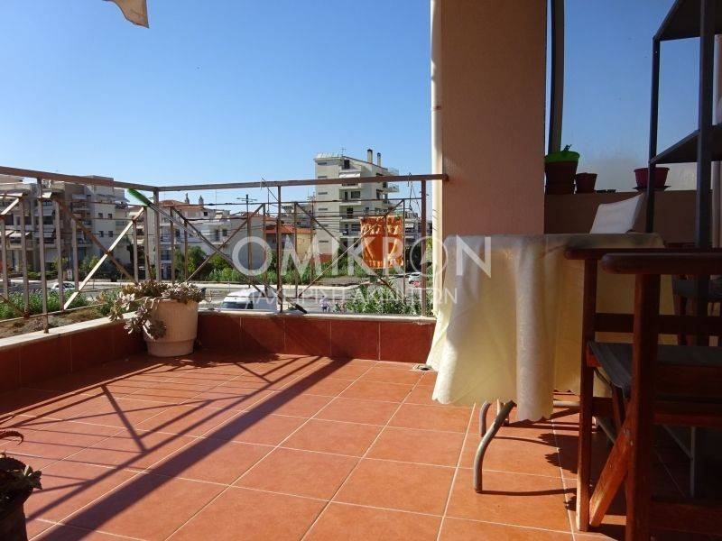 Θέα από μπαλκόνι