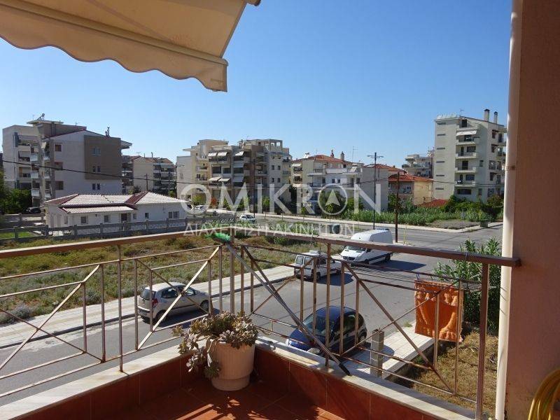 Θέα από μπαλκόνι