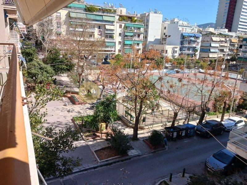 Θέα από μπαλκόνι