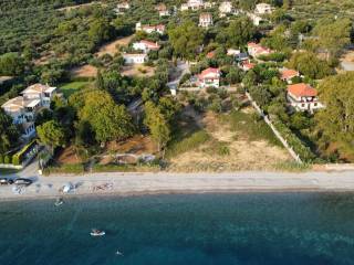 ΣΕ ΚΑΤΟΙΚΗΜΕΝΗ ΠΕΡΙΟΧΗ