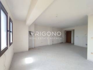 Σαλοκουζίνα