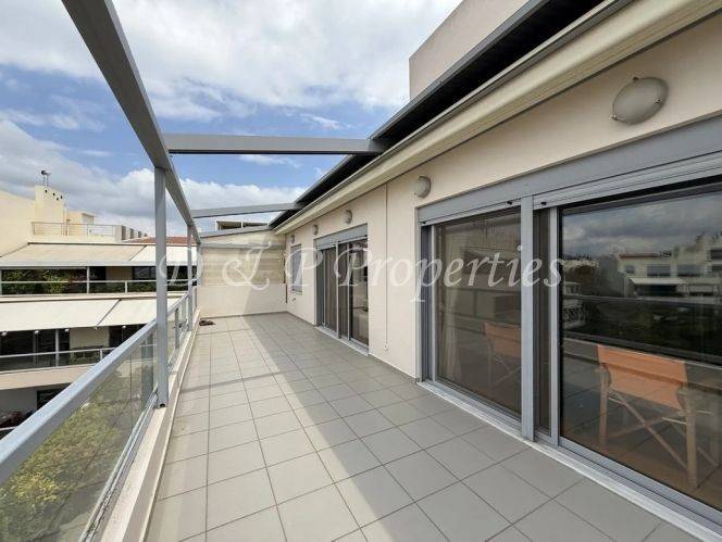 Βεράντα σαλονιού