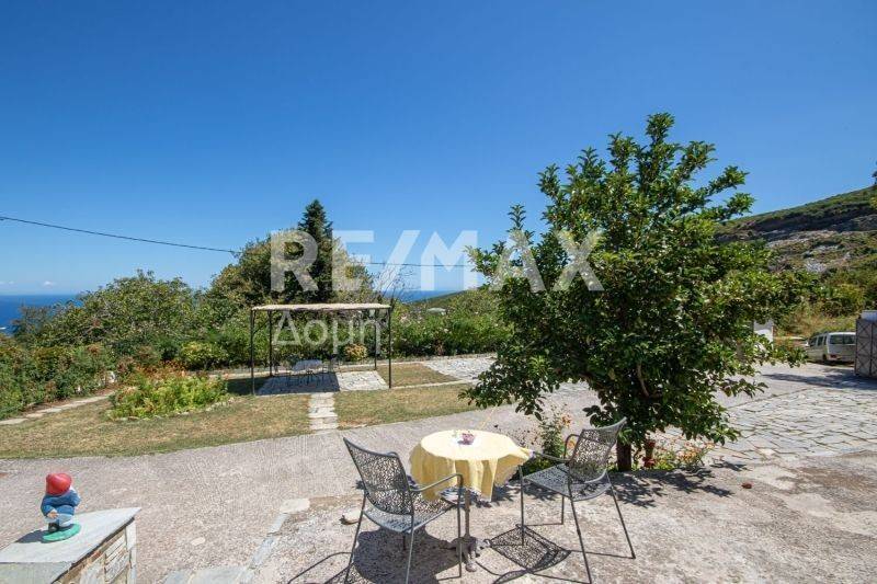 Θέα από μπαλκόνι