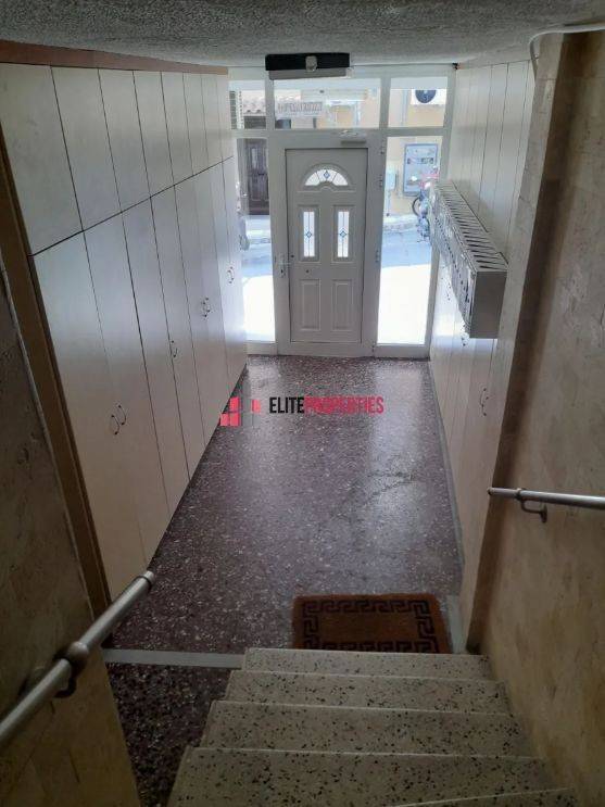 ΕΙΣΟΔΟΣ ΠΟΛΥΚΑΤΟΙΚΙΑΣ