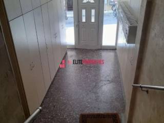 ΕΙΣΟΔΟΣ ΠΟΛΥΚΑΤΟΙΚΙΑΣ