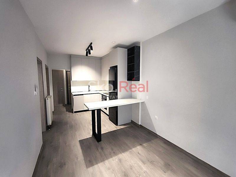 Σαλοκουζίνα