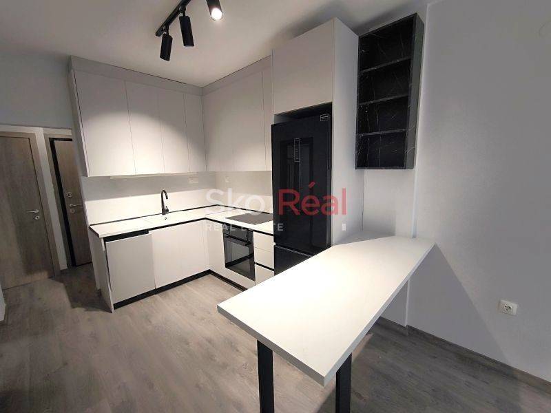 Σαλοκουζίνα