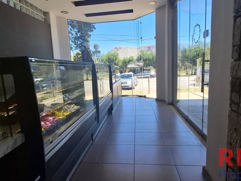 Εσωτερικοι χώροι