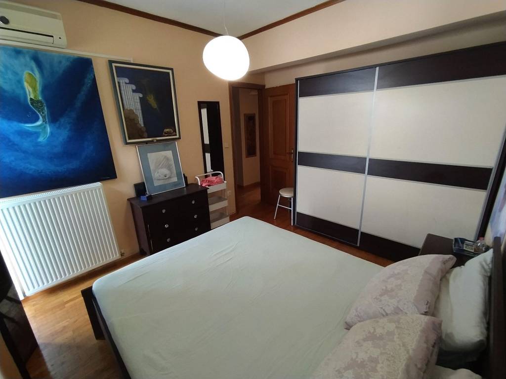 ANYPLACE MESITIKES YPERESIES