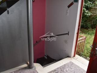 ΑΠΟΨΗ ΚΑΤΑΣΤΗΜΑΤΟΣ