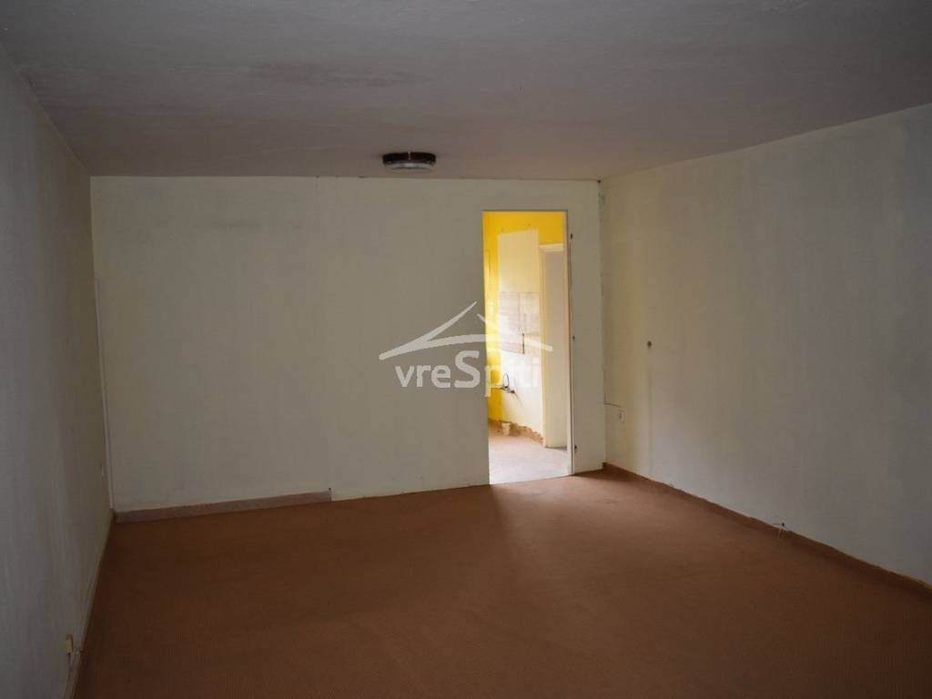 ΑΠΟΨΗ ΚΑΤΑΣΤΗΜΑΤΟΣ