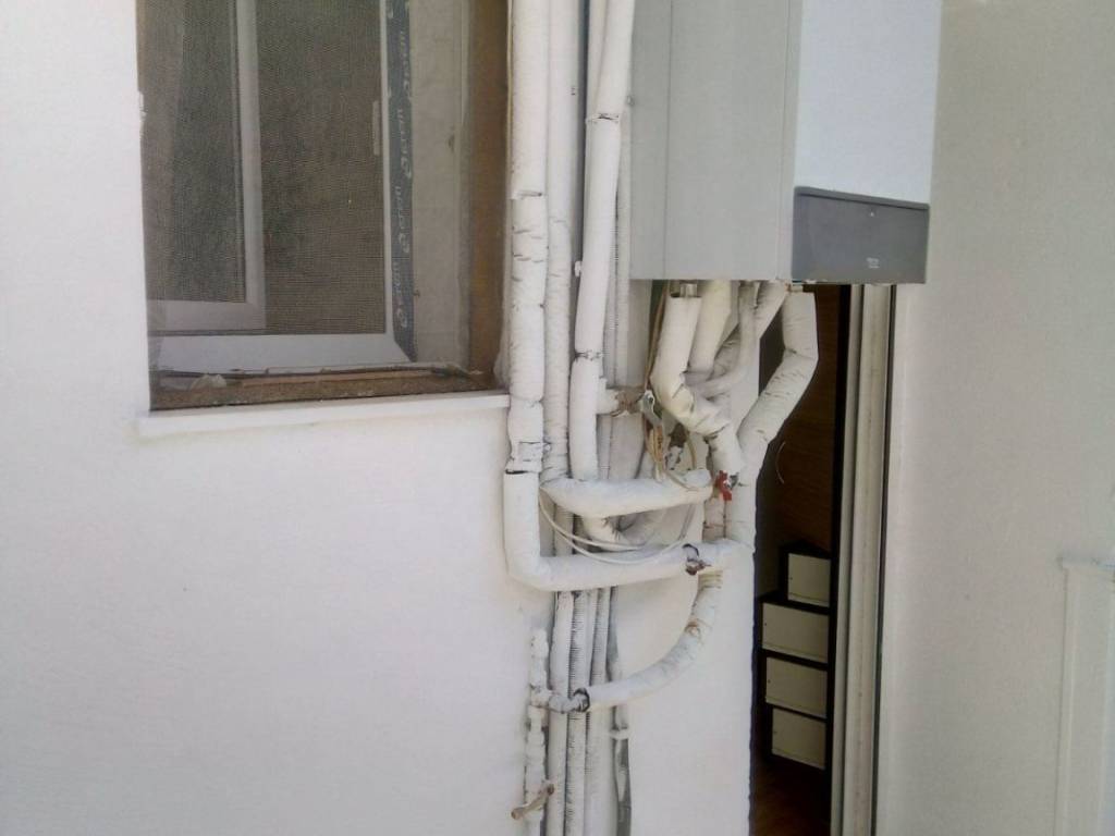 ATOMIKOS LEBETAS PHYSIKOY AERIOY