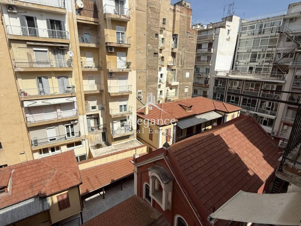 Θέα από μπαλκόνι