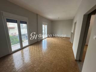 Διαμέρισμα 95 τ.μ. προς πώληση στο Ζωγράφου Κέντρο