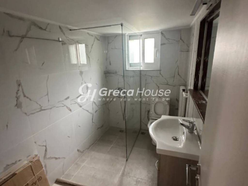 Διαμέρισμα 95 τ.μ. προς πώληση στο Ζωγράφου Κέντρο