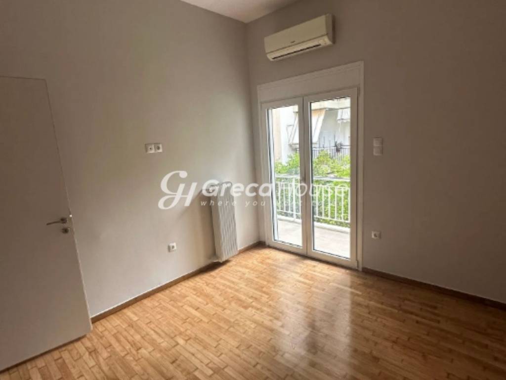 Διαμέρισμα 95 τ.μ. προς πώληση στο Ζωγράφου Κέντρο