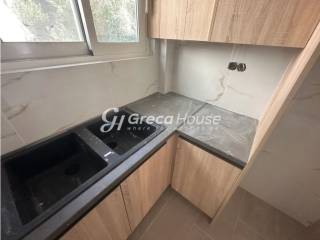 Διαμέρισμα 95 τ.μ. προς πώληση στο Ζωγράφου Κέντρο