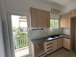 Διαμέρισμα 95 τ.μ. προς πώληση στο Ζωγράφου Κέντρο