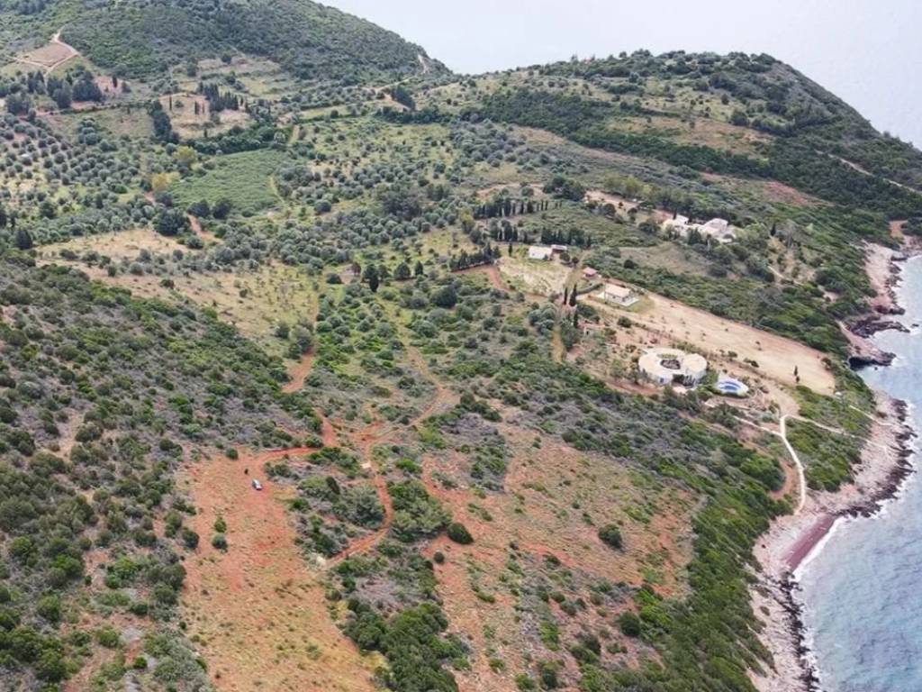 ARTIO KAI OIKODOMESIMO