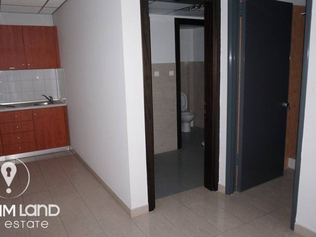 Forumland Real Estate, grapheiakos choros