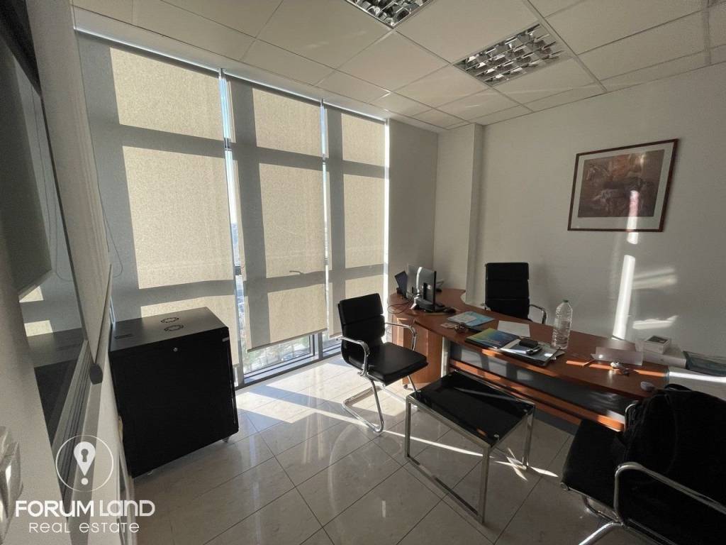 Forumland Real Estate, Grapheiakos choros