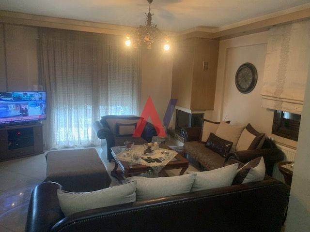 ΜΠΟΥΡΑΣ 3.jpg