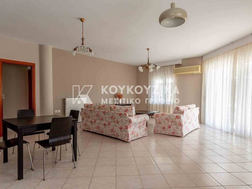 Σαλοκουζίνα