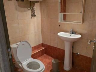 Forumland Real Estate, Μπάνιο