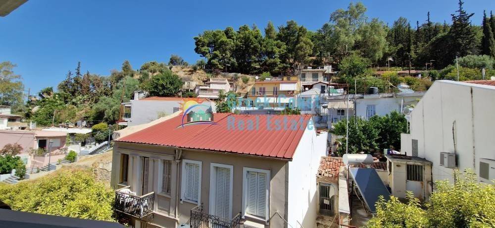 Θέα απο μπαλκόνι