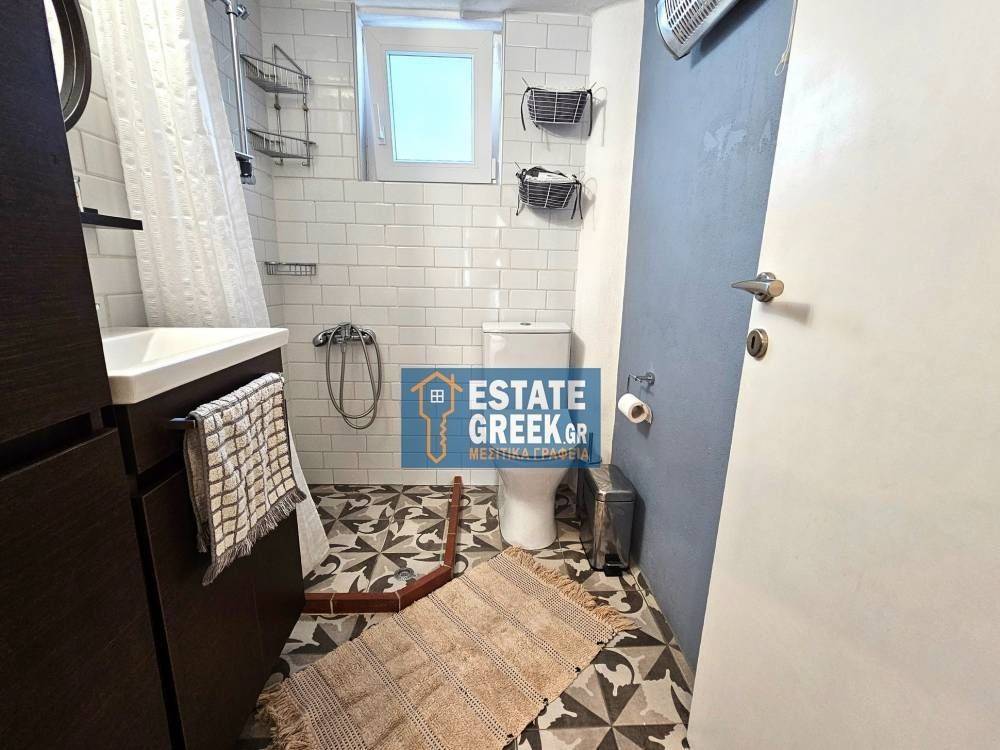 ★ 60μ από θάλασσα ★ Πλήρως επιπλωμένη ★ Ανακαίνιση 2023 ★ 