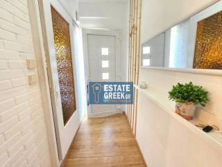 ★ 60μ από θάλασσα ★ Πλήρως επιπλωμένη ★ Ανακαίνιση 2023 ★ 