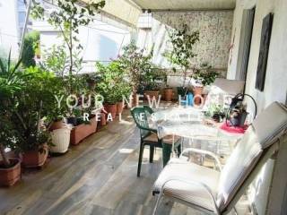 Θέα από μπαλκόνι