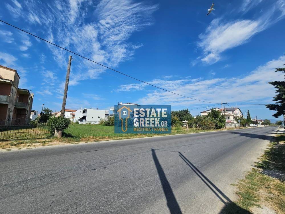  Builds 781 sq.m.  IDEAL FOR A HOTEL  On a main road  EXCLUSIVE 