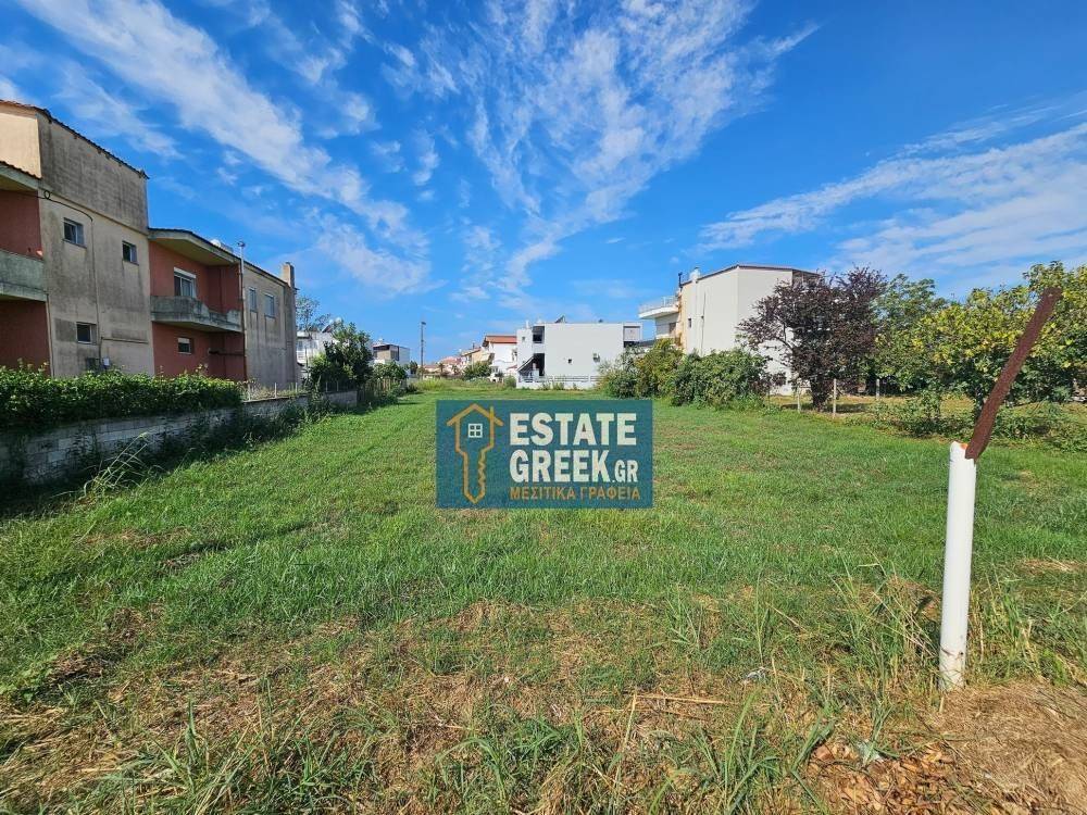  Builds 781 sq.m.  IDEAL FOR A HOTEL  On a main road  EXCLUSIVE 