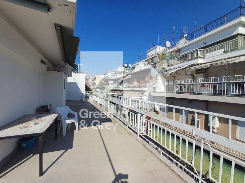 Θέα από μπαλκόνι