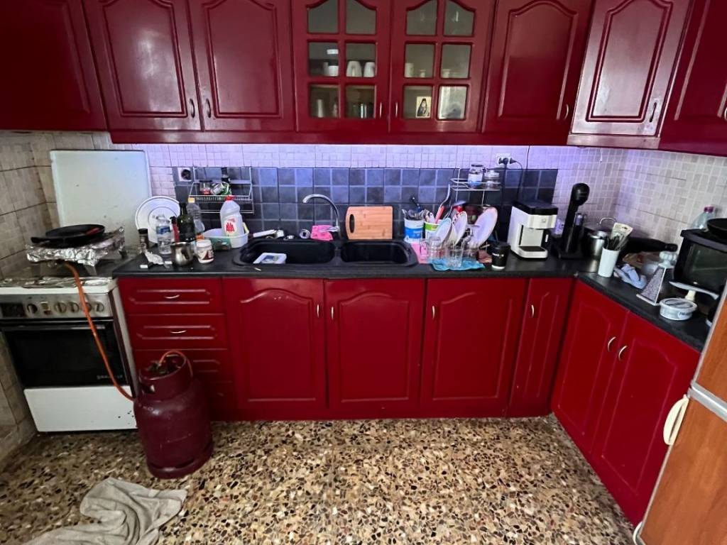 ΚΟΥΖΙΝΑ ΙΣΟΓΕΙΟΥ