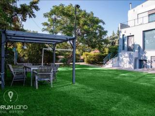 Forumland Real Estate, Κήπος